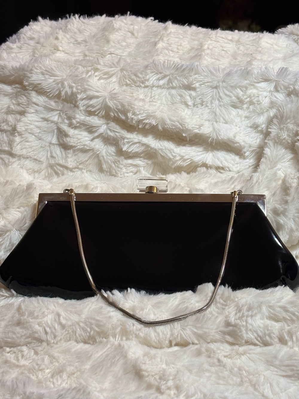 Valerie Stevens Black Patent Kiss Lock Clutch Handbag Acrylic Clasp Silver Chain